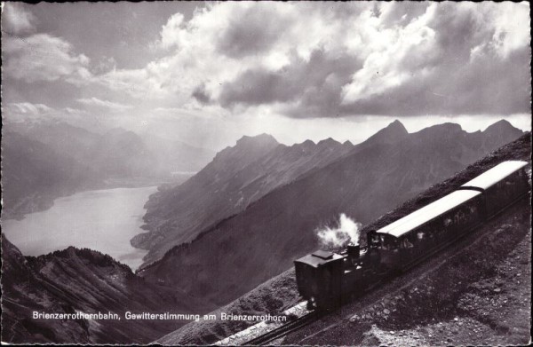 Brienzerrothornbahn Gewitterstimmung am Brienzerrothorn