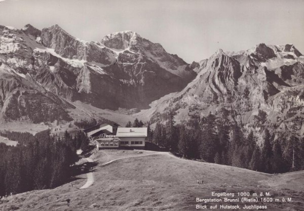 Engelberg, Bergstation Brunni, Blick auf Hutstock, Juchlipass Vorderseite