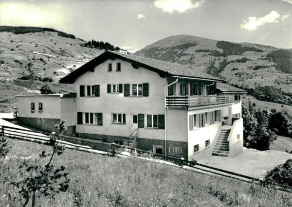 Pension Casa Clarezia, Waltensburg Vorderseite
