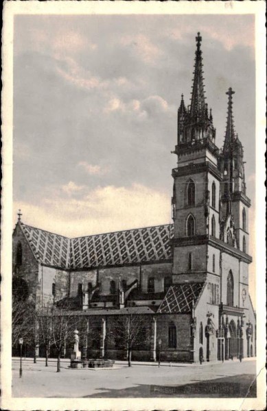Cathédrale de Bâle Vorderseite
