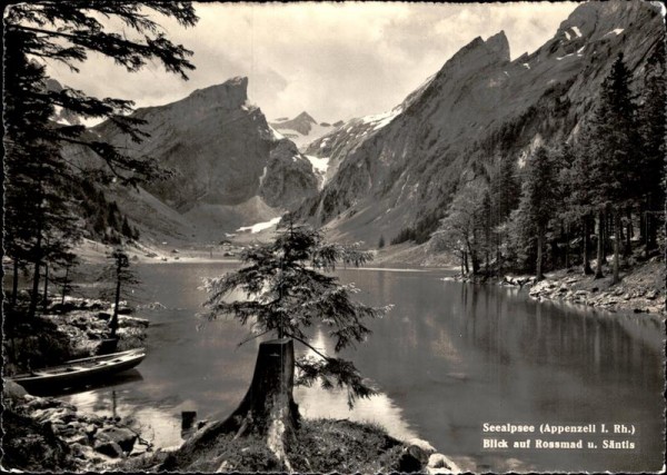 Seealpsee. Blick auf Rossmad und Säntis Vorderseite