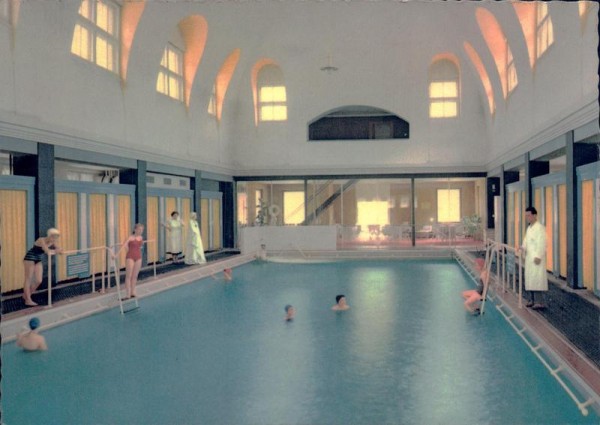 Bad Ragaz, Thermalschwimmbad Vorderseite