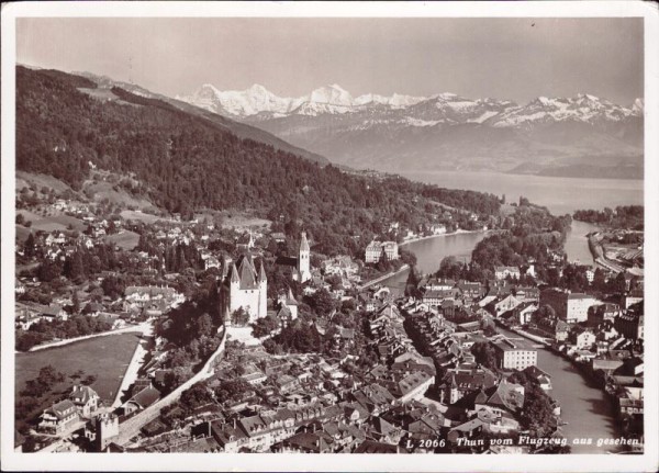 Thun vom Flugzeug aus gesehen