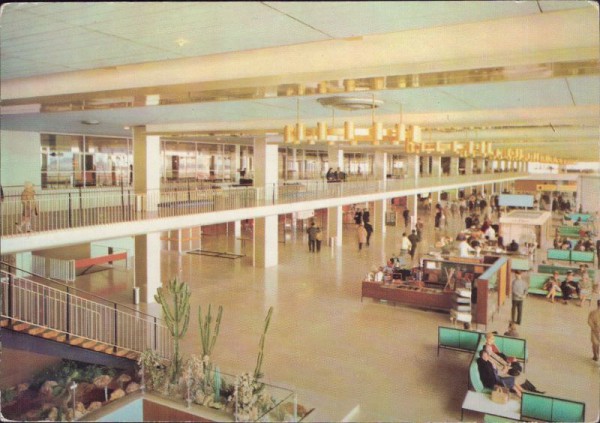 Paris-Orly, Aéroport, galerie marchande