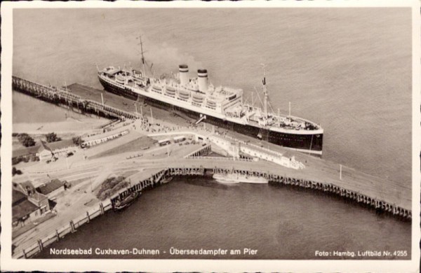 Überseedampfer am Pier, Nordseebad Cuxhaven-Duhnen