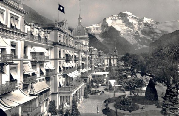 Interlaken, Höheweg mit Jungfrau Vorderseite