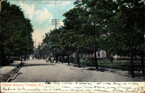 Clinton Avenue Vorderseite