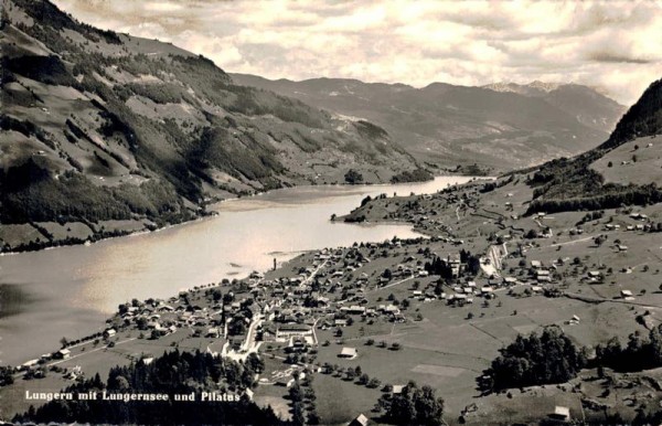 Lungern mit Lungerersee und Pilatus Vorderseite