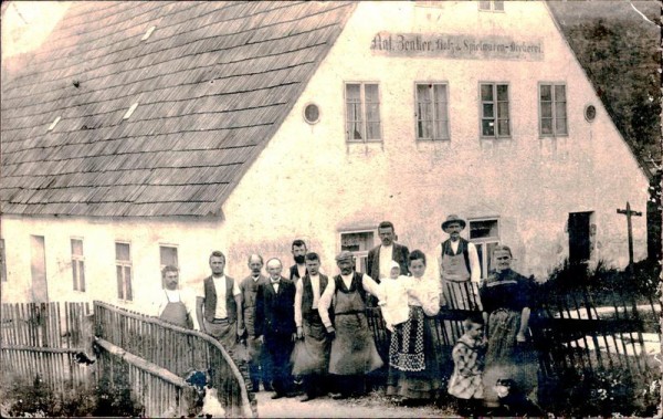 Gruppenbild, Spielwarenproduktion im Erzgebirge Vorderseite
