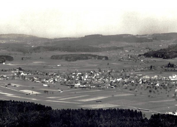 Fahraltorf ZH - Flugaufnahmen Vorderseite