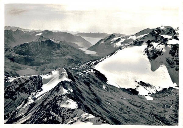 Blick vom Piz Languard gegen Berninapass Vorderseite