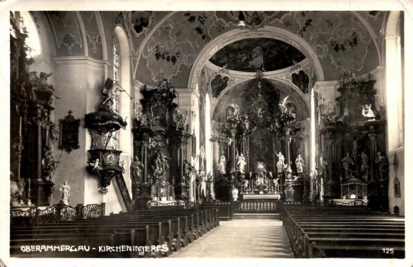 Oberammergau - Kircheninneres Vorderseite