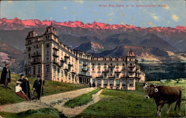 Hotel Rigi-Kulm mit den Unterwaldner-Alpen Vorderseite