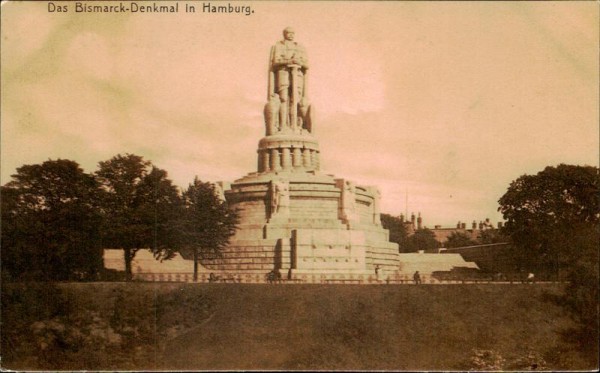 Das Bismarck-Denkmal in Hamburg. Vorderseite