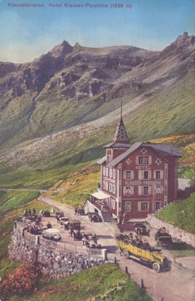 Klausenstrasse - Hotel Klausen-Passhöhe (1838 m)