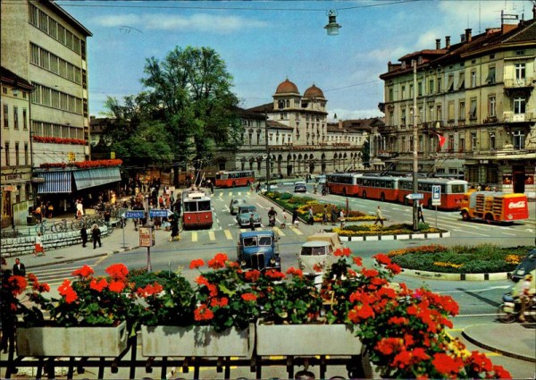 Bahnhofplatz (Winterthur) Vorderseite