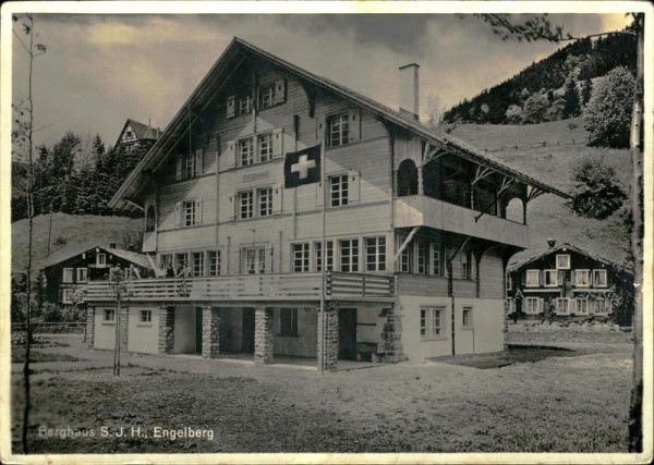 Berghaus Engelberg Vorderseite