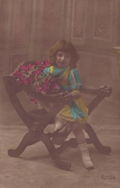 Mädchen mit Blumen Vorderseite