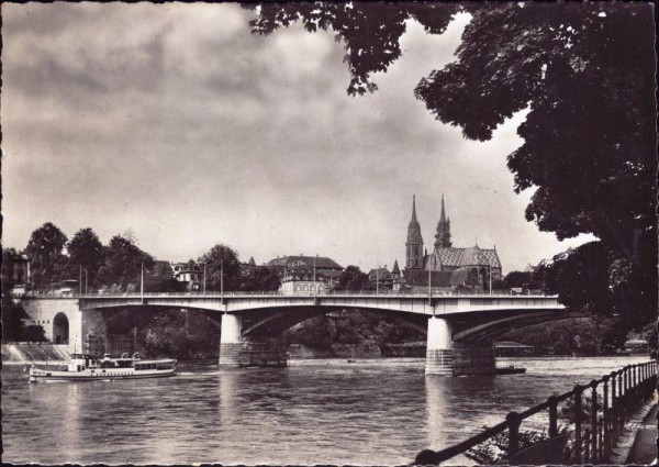 Basel. Wettsteinbrücke mit Mühster