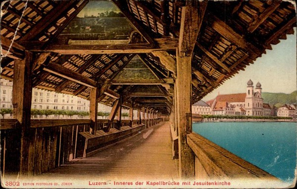 Luzern - Inneres der Kapellbrücke mit Jesustenkirche Vorderseite
