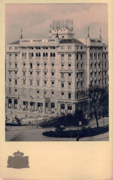 Außenansicht des Hotels Vorderseite