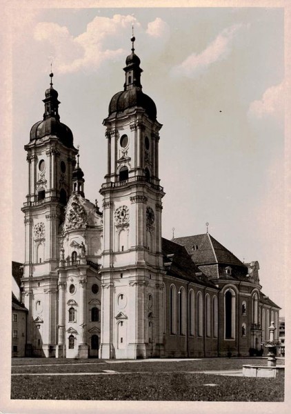 Die Kathedrale (frühere Stiftskirche) von St.Gallen Vorderseite