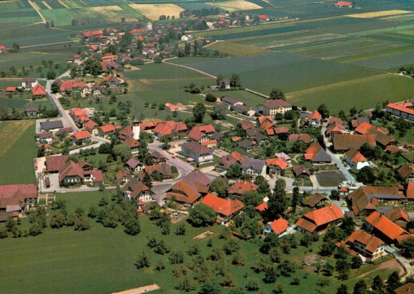 Schüpfen BE - Flugaufnahmen Vorderseite