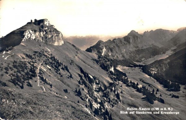 Hoher Kasten. Blick auf Stauberen und Kreuzberge (Chrüzberg) Vorderseite