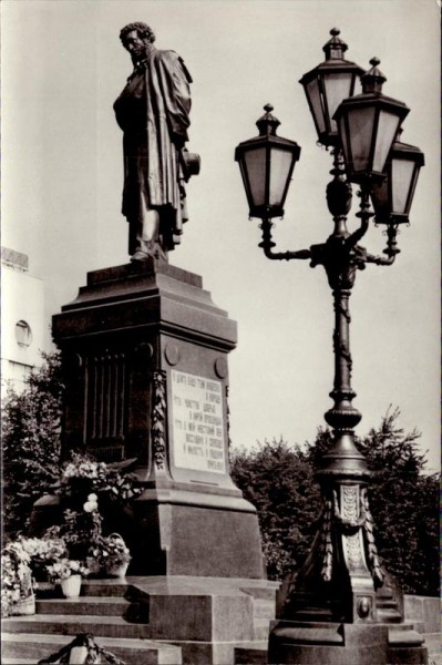 Moskau, Monument Alexander Puschkin Vorderseite