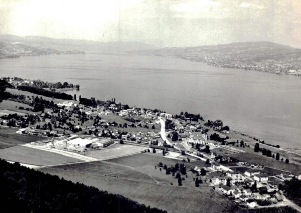 Freienbach SZ am Zürichsee - Flugaufnahmen Vorderseite