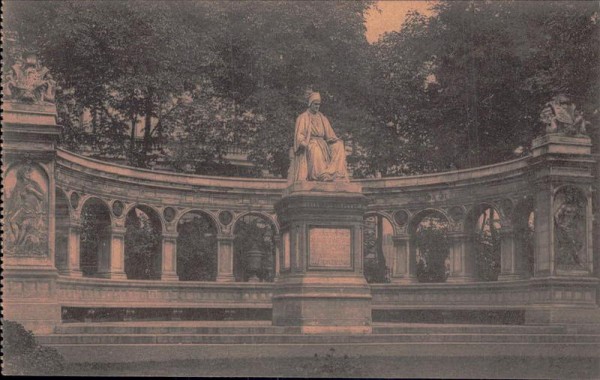 Valenciennes Vorderseite