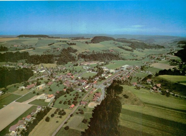 Zell LU - Flugaufnahmen Vorderseite