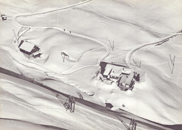 Inner - Arosa, Alpenblick mit Arlenwaldstrasse  -  Flugaufnahmen Vorderseite