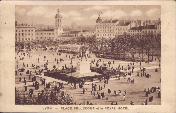 Lyon, Place Bellecour et le Royal Hotel