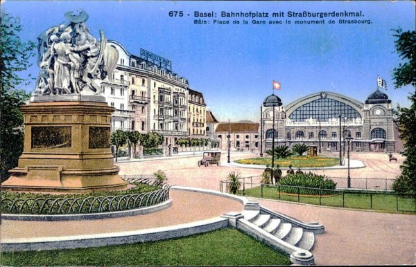 Bahnhofplatz mit Strassburgerdenkmal Vorderseite