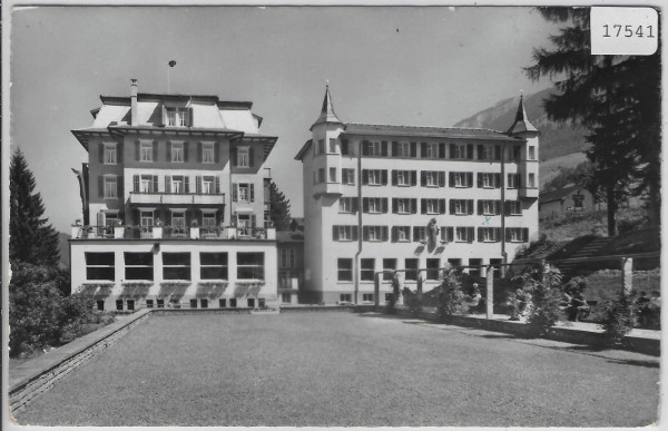 Haus St. Joseph mit Marienburg Lungern