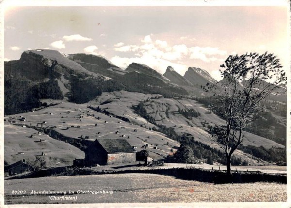 Abendstimmung im Obertoggenburg, Churfirsten Vorderseite