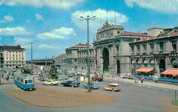 Zürich, Bahnhofplatz Vorderseite
