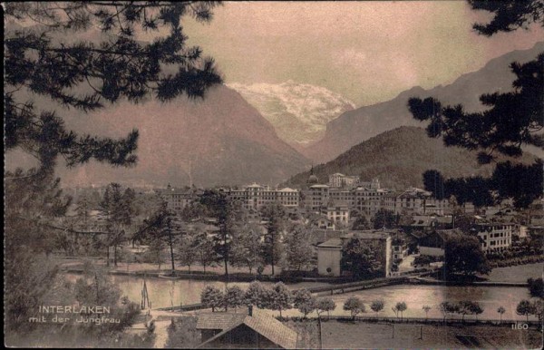 Interlaken mit der Jungrau Vorderseite