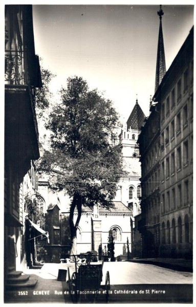 Genéve, Rue de la Taconnerie et la Cathédrale de St. Pierre Vorderseite