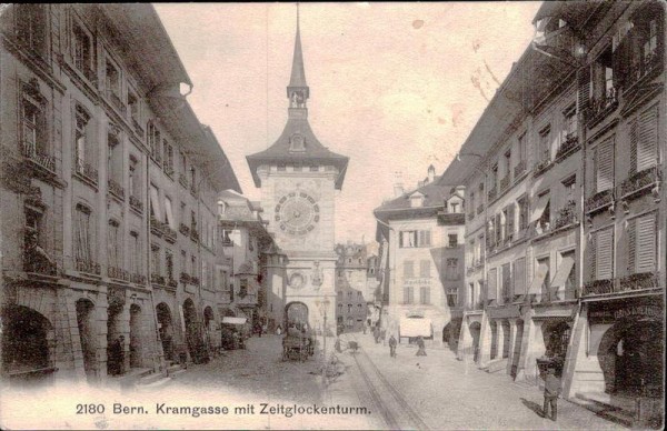 Bern, Kramgasse mit Zeitglockenturm Vorderseite