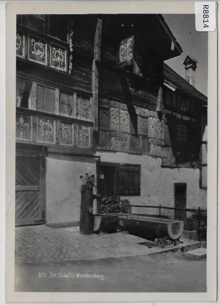 Im Städtli Werdenberg - Brunnen