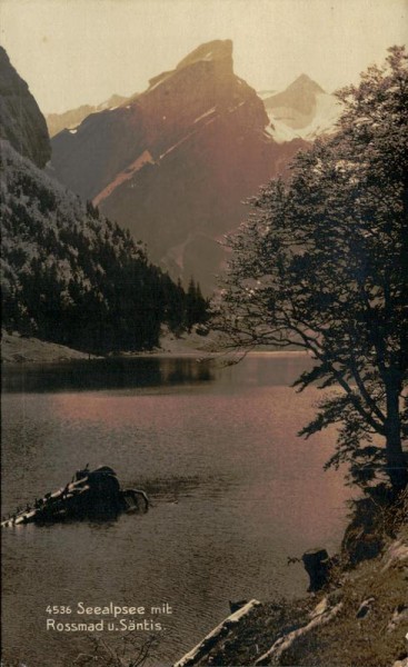 Seealpsee mit Rossmad u. Säntis Vorderseite