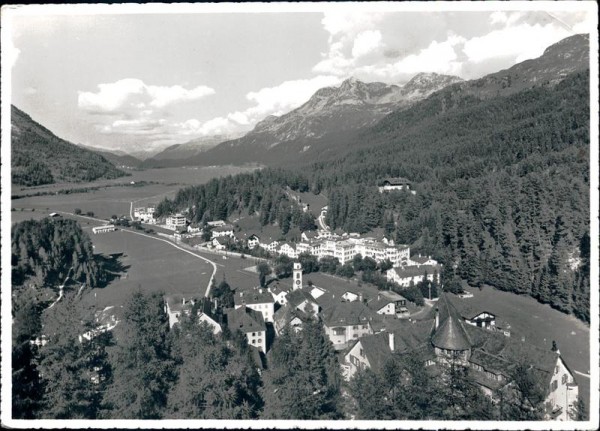 Sils-Maria im Oberengadin gegen Silvaplanersee und Piz Rosatsch Vorderseite