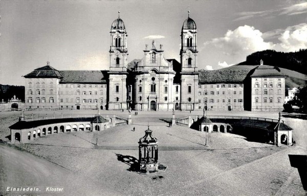 Einsiedeln. Kloster Vorderseite