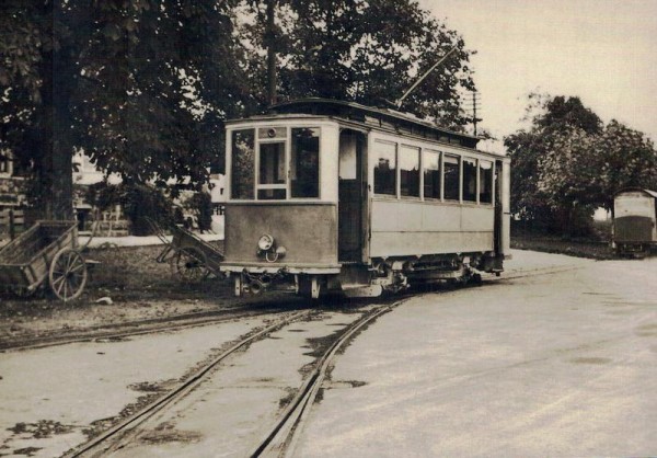 Trambahn von Gland nach Begnins, Postkartenbuch "Bus & Bahn in alten Ansichten" Vorderseite