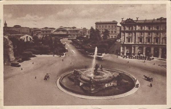 Roma, Piazza dell'Esedra e Stazione ferroviaria di Termini