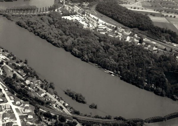 5322 Koblenz AG, Bahnhof, Eisenbahnbrücke über die Aare, beim Kraftwerk Klingnau/ Zusammenfluss von Aare und Rhein Vorderseite