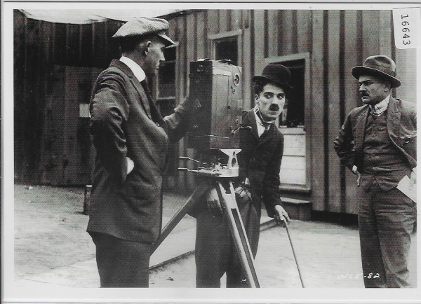 Charlie Chaplin - Kid Auto Races at Venice 1914