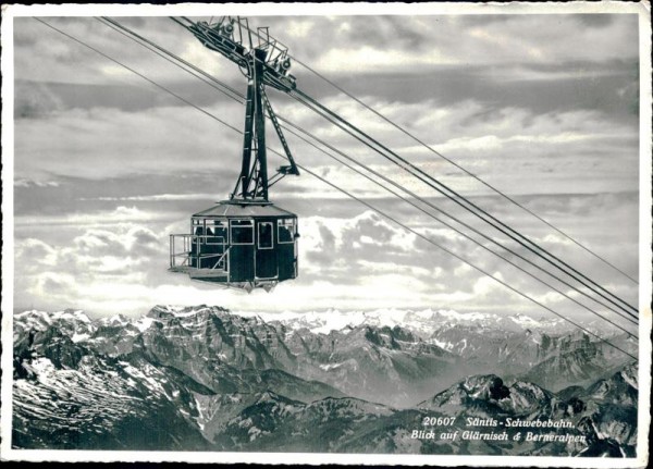 Säntis-Schwebebahn, Blick auf Glärnisch und Berneralpen Vorderseite